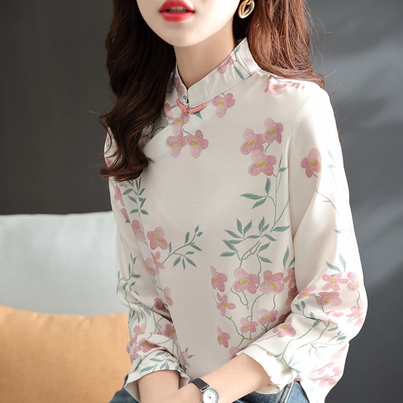 

Женская атласная рубашка в китайском стиле, повседневный свободный Шелковый топ на пуговицах с длинным рукавом и круглым вырезом, Новинка лета 2023
