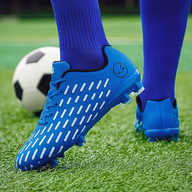2022 Blue Low-cut Long Spikes Football Sneakers Men Size 32-46 Original Mens Soccer Shoes Cleats Children's Football Boots Boys