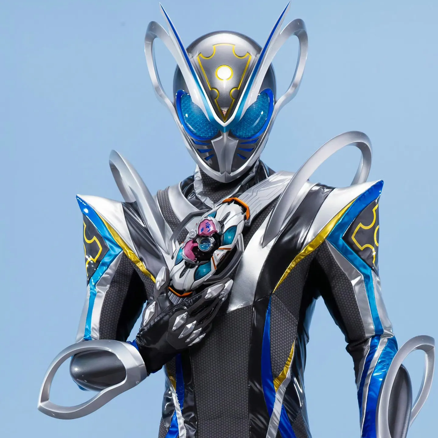 Фото Новинка 2026: Оригинальный пояс-трансформер Bandai Kamen Rider Myths Driver, коллекционные игрушки и аксессуары Rider Egg Henshin №5