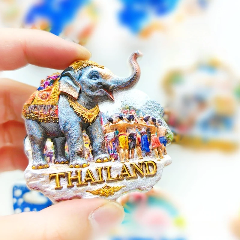 

Магнит для холодильника "Тайский водный фестиваль слон" BearPaw