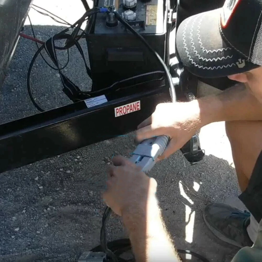 Разъем для быстрой зарядки аккумулятора 50 А |