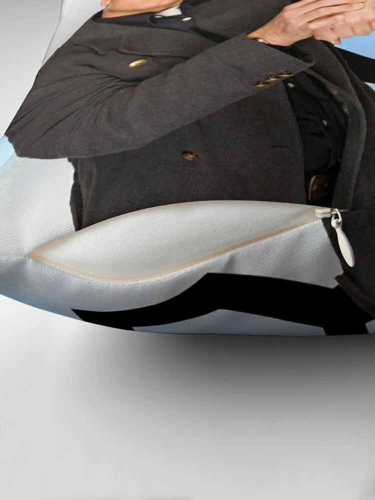 Декоративная подушка Captain Jack Harkness декоративная наволочка