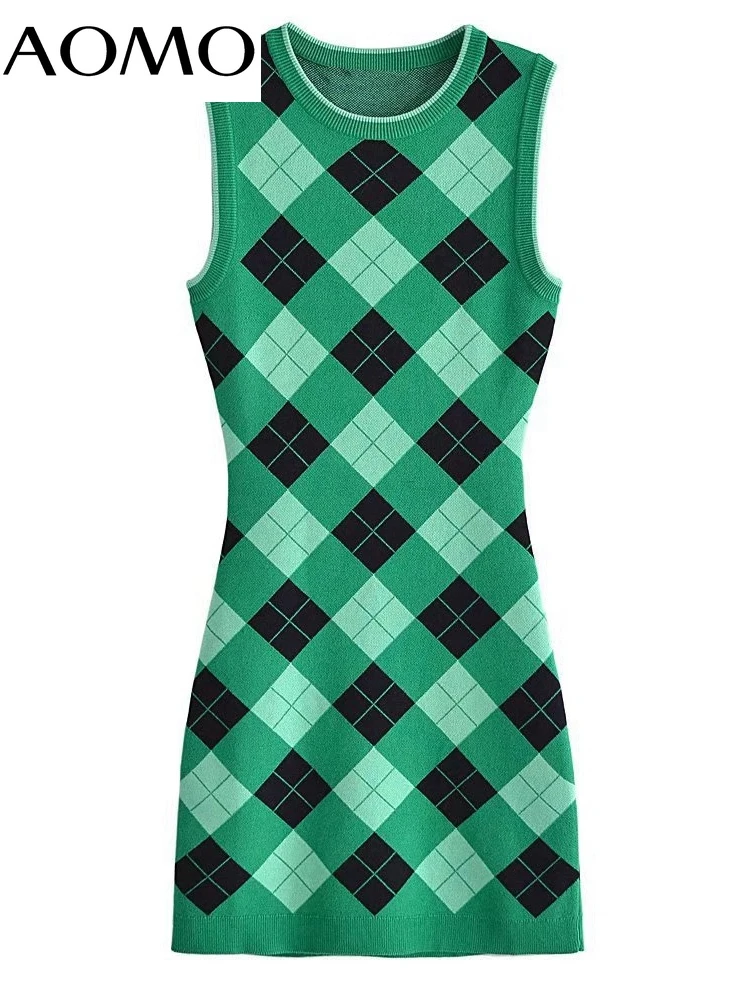 

Женское трикотажное платье-карандаш в клетку, без рукавов