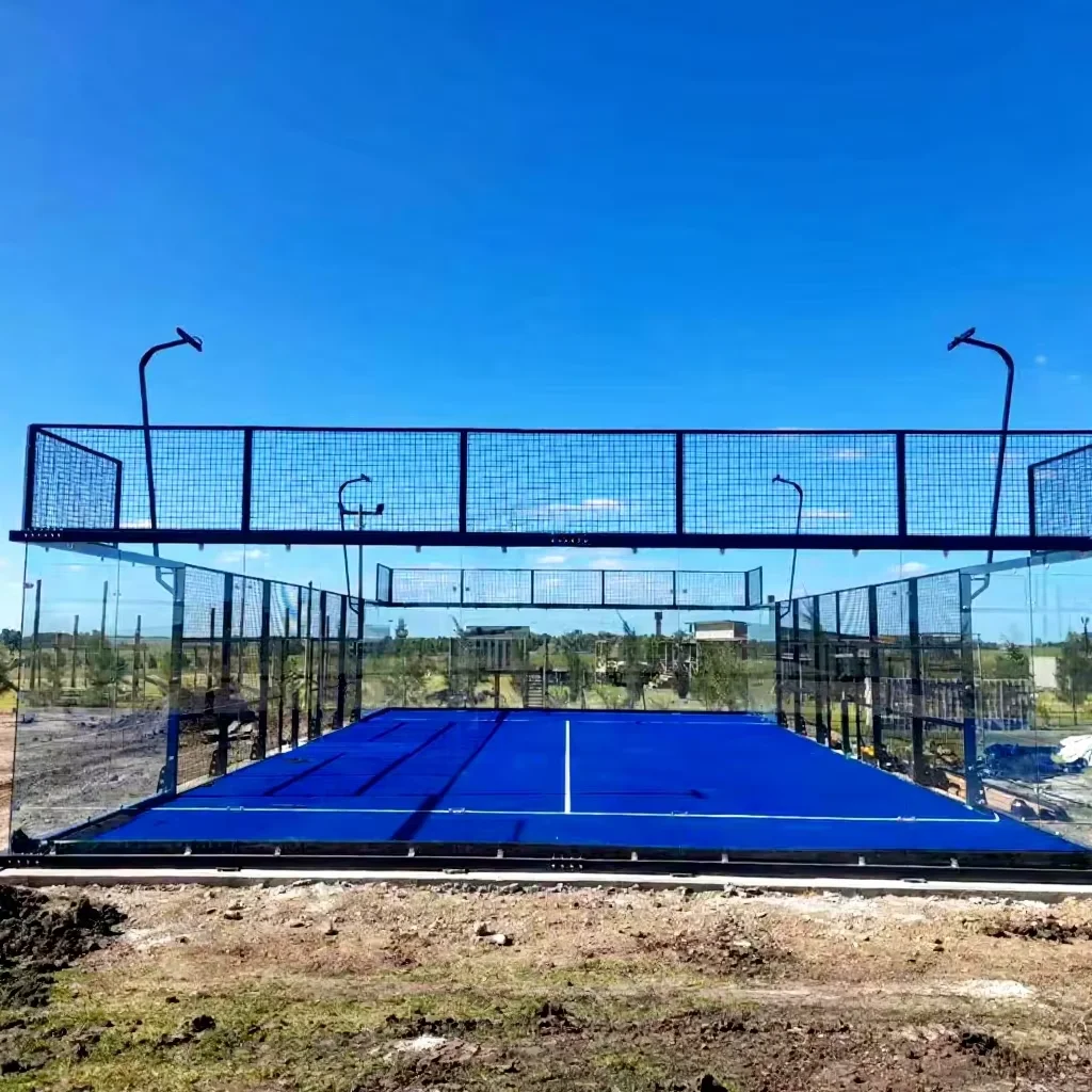 Фото Теннисный корт-клетка XTZPADEL для падела на открытом воздухе с панорамным видом, полный комплект, оптовая продажа, корт для сквоша с закаленным стеклом №3