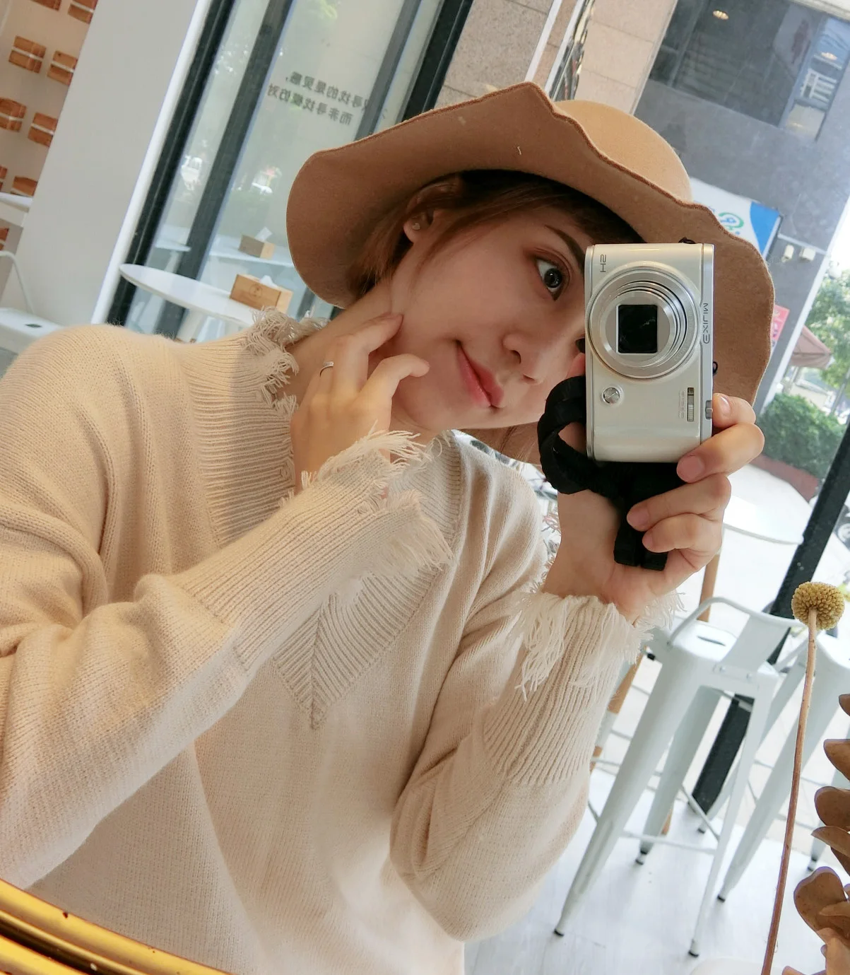 Осенний женский свитер с V-образным вырезом цвет в ассортименте |