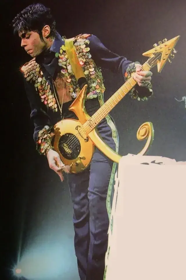 

Rhxflame Shaped Guitar By Jerry Auerswal Gold Prince Love Symbol Electric Guitar Floyd Rose Tremolo Bridge, Gold Single Pickup