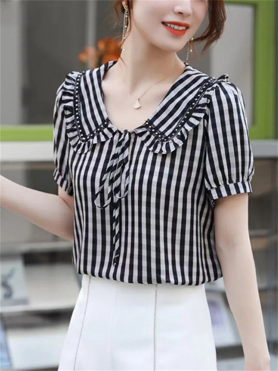 Блузка женская с коротким рукавом и отложным воротником на весну/лето TT02536