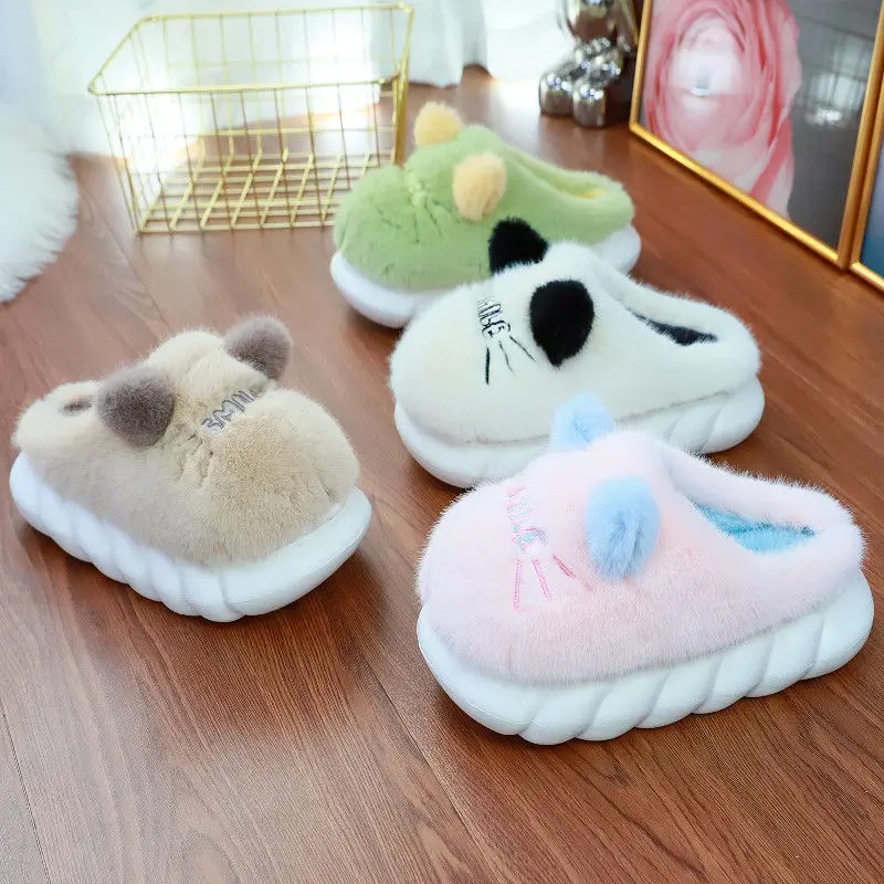 

Ulzzang fluffy cat slippers women's winter high heels indoor mules cute shoes woman fur slippers platform kitten furry slides