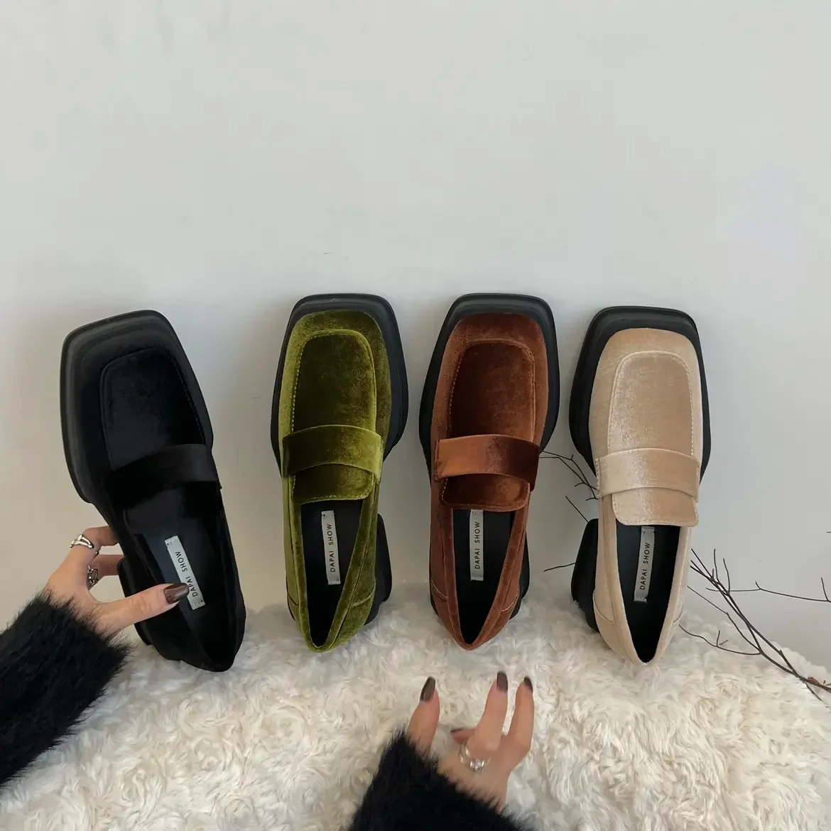 

Loafers suede retro platform shoes women's 2022 spring and autumn new thick heel British style high heels green Mary Jane shoes