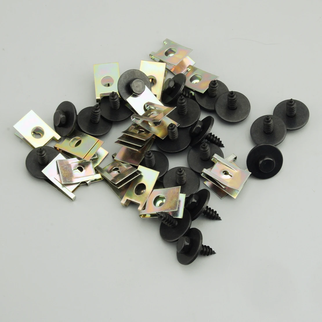 

Комплект крепежных болтов и U-образных зажимов для панели кузова автомобиля, 20 комплектов