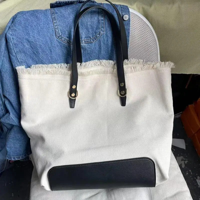 Hello Kitty Bag Hot Girl Embroidered Canvas Shoulder Bag Tote Bag Casual Cute Bag   purses  crossbody bag  purses and handbags