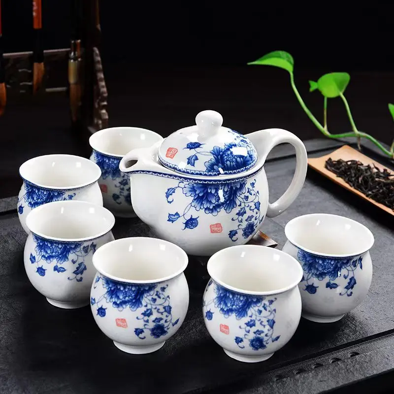 

Сине-белый фарфоровый чайный набор включает 1 чайник 6 чашек китайский чайный горшок для чая в чашке кофейная посуда чайные чашки и кружки чайные чашки