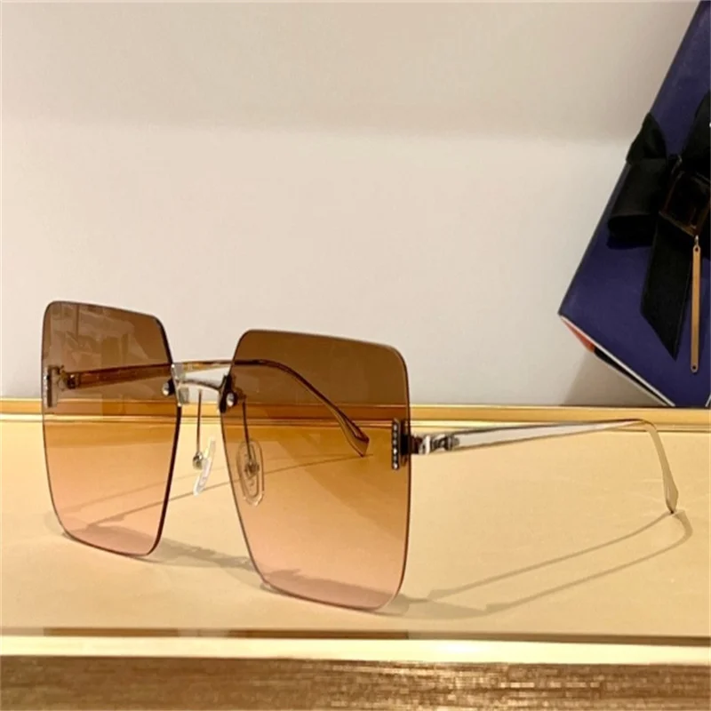 

Fashion Funky Sunglasses Designers For Men Women Summer 4082 Style Anti-Ultraviolet Retro Plate Frameless Eyeglasses Random Box