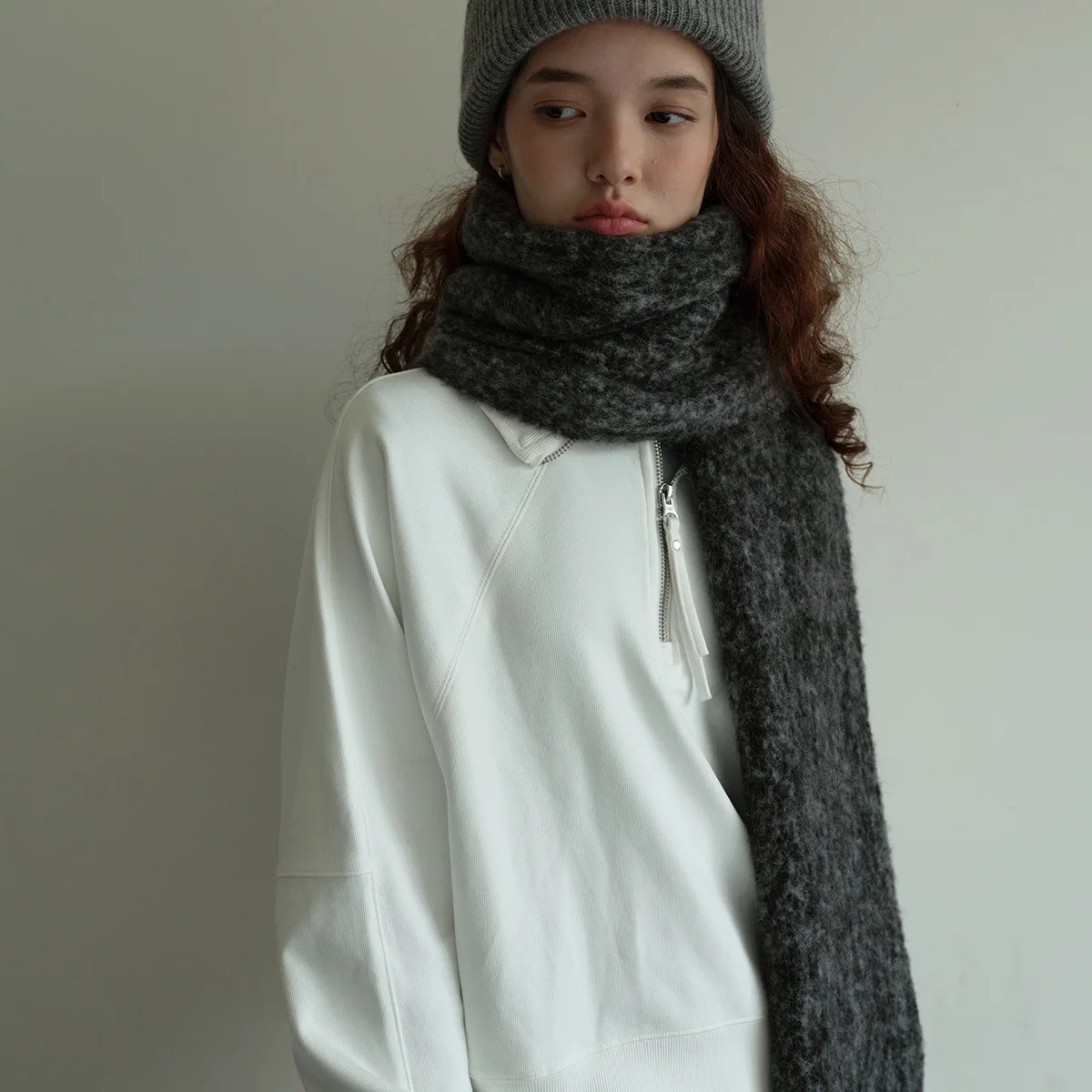 UMI MAO 40% Шерстяной шарф из смеси корейского дизайнера черный серый цветной для