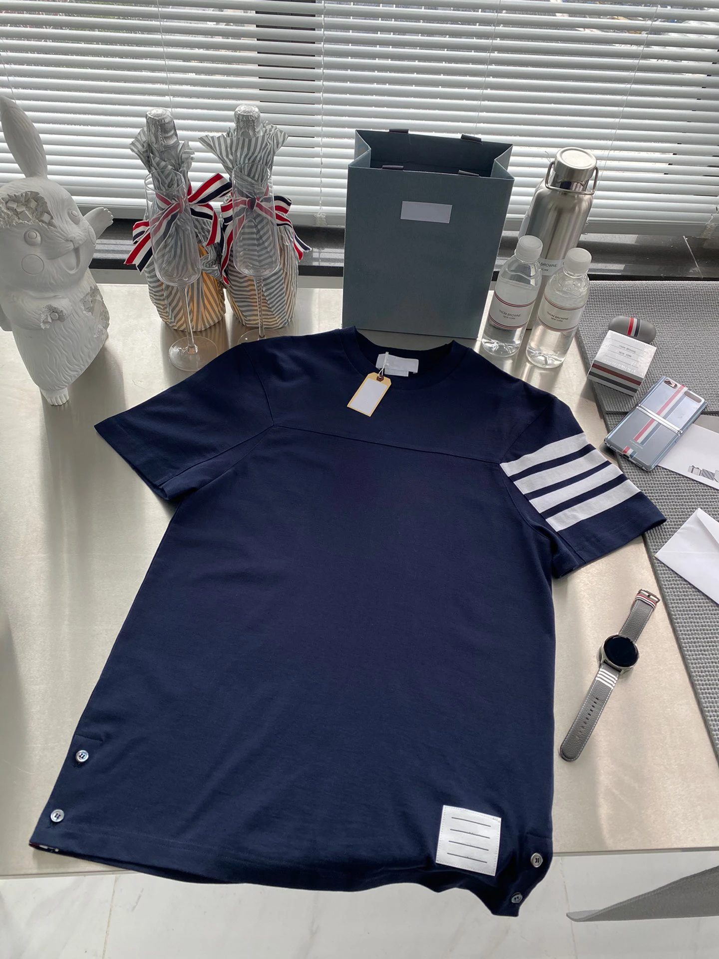 

Hot sale TB casual sports high quality men's and women's short sleeve T-shirts men clothing graphic t shirts