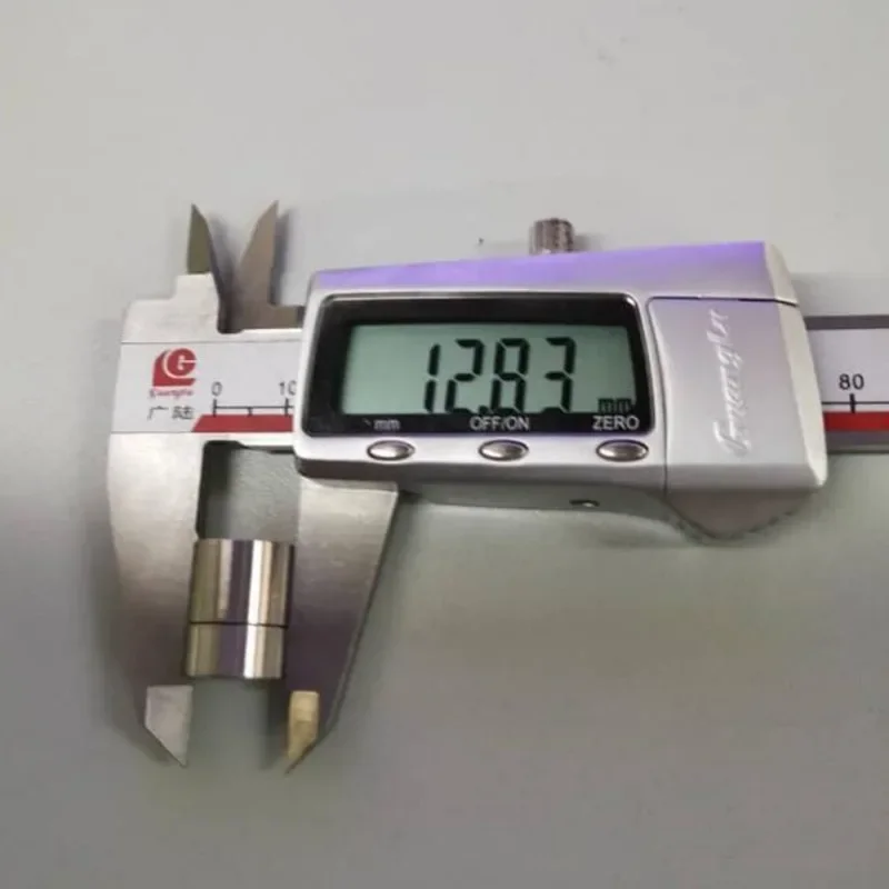 Объектив Raycus QBH 12 8x16 мм выходной разъем защитного объектива