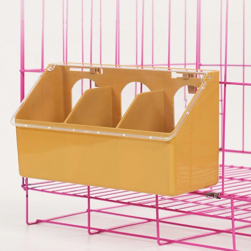 

Waterproof Plastic Hanging Feeders for Parakeet 3 Holes Filling Drinking Water Cups with Cover Chicken Quail Feeding Supplies