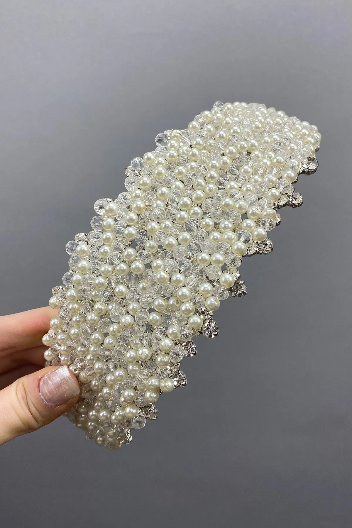 Повязка для волос с жемчугом и камнями свадебный аксессуар |