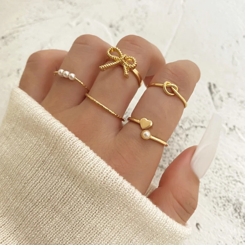 

5pcs Hollow Butterfly Knot Rings Set For Women Girls Elegant Vintage Pearl Heart Irregular Finger Thin Rings Jewelry Party Gift