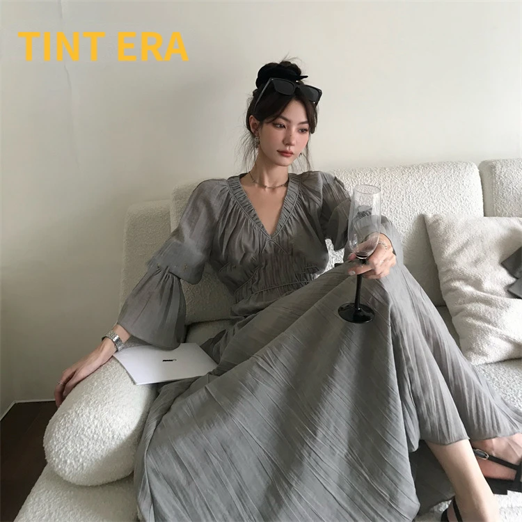 

TINT ERA Spring New French Design Feel Light Mature Wind Drop Feel Chiffon Pleated V-neck Temperament Long Dress Elegant Woman