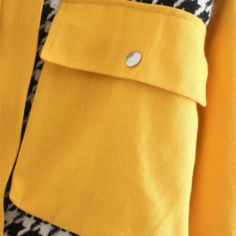2020 New Women's Fashion Round Neck Color Matching Thick Strip Knitted Loose Geometric Long Sleeve Sweater