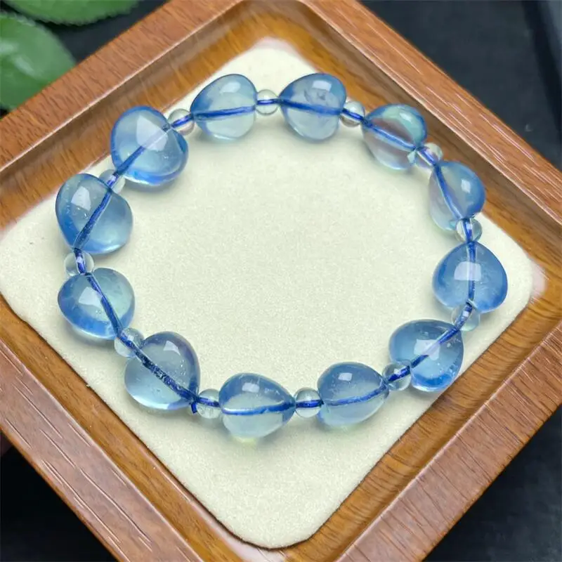 Браслет женский из натурального аквамаринового сердца 1 шт.