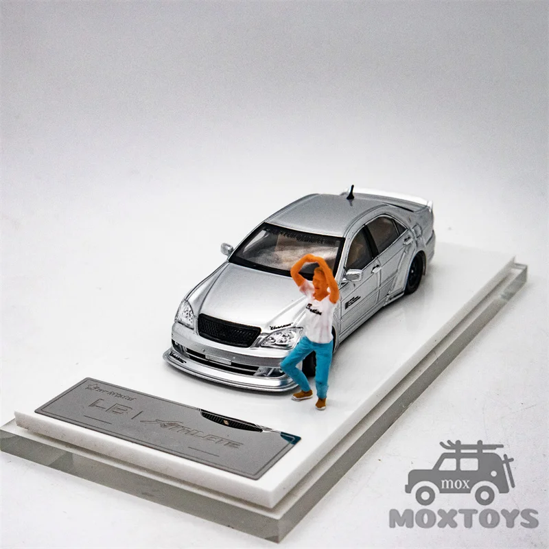 Star Model 1:64 LBWK Crown S180 LB nation Limited499 Diecast Car