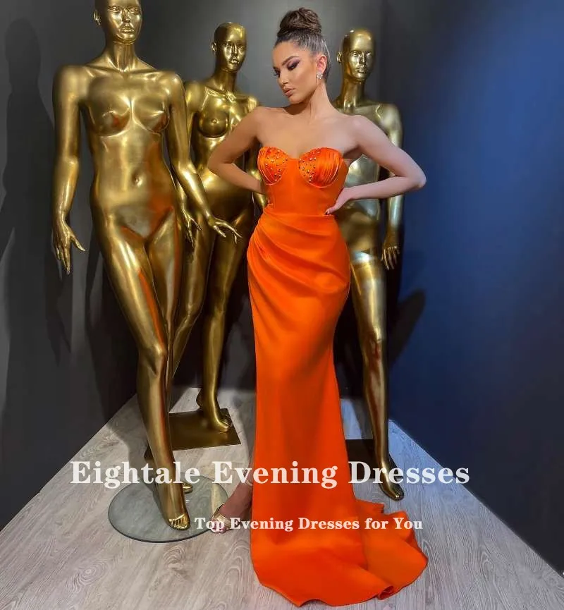 Платье вечернее атласное с бусинами на свадьбу