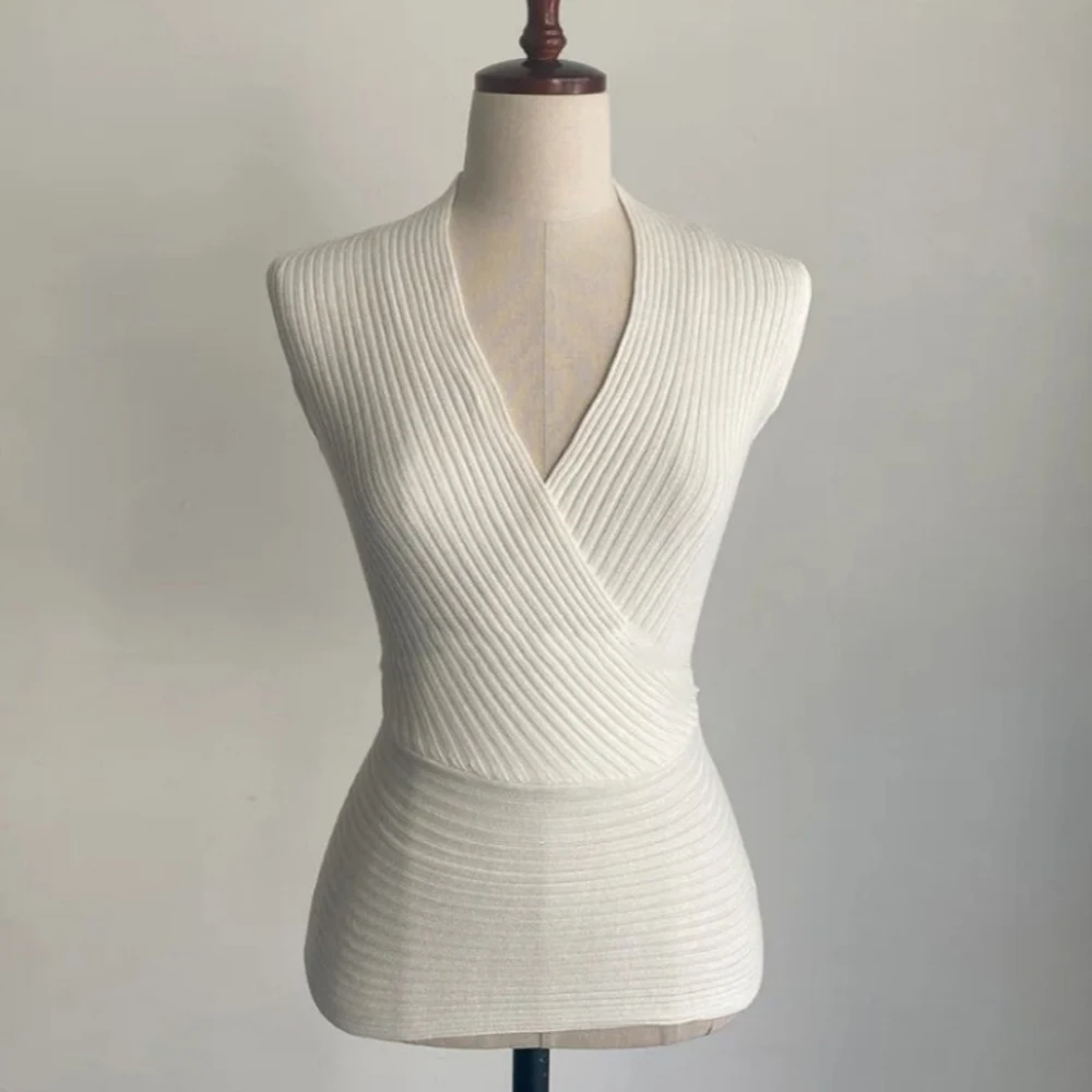 Однотонная тонкая трикотажная футболка без рукавов свитер женский сексуальный