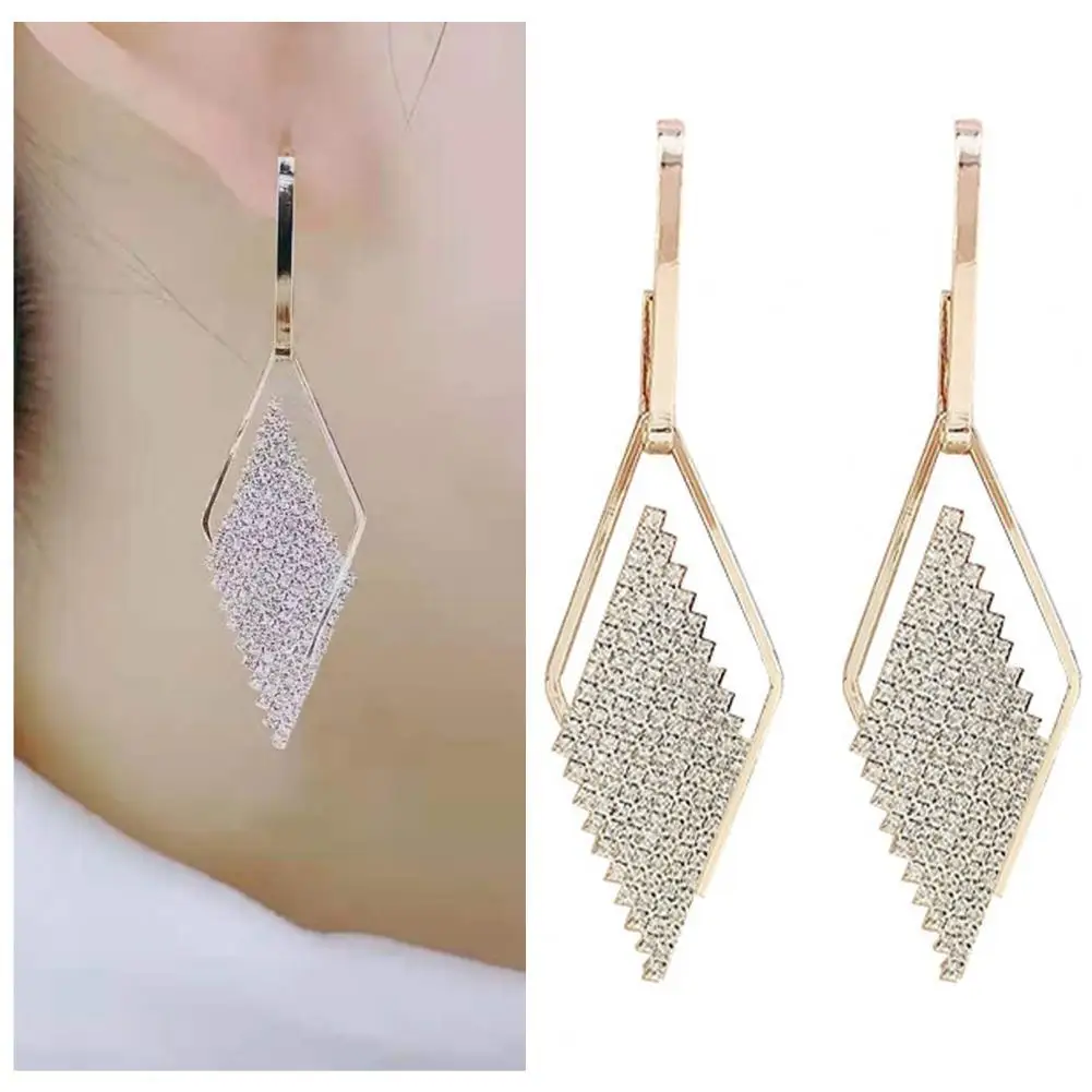 

1 Pair Women Earrings Rhombus Shape Shiny Rhinestone Corruption Resistant Dangle Earrings for Prom