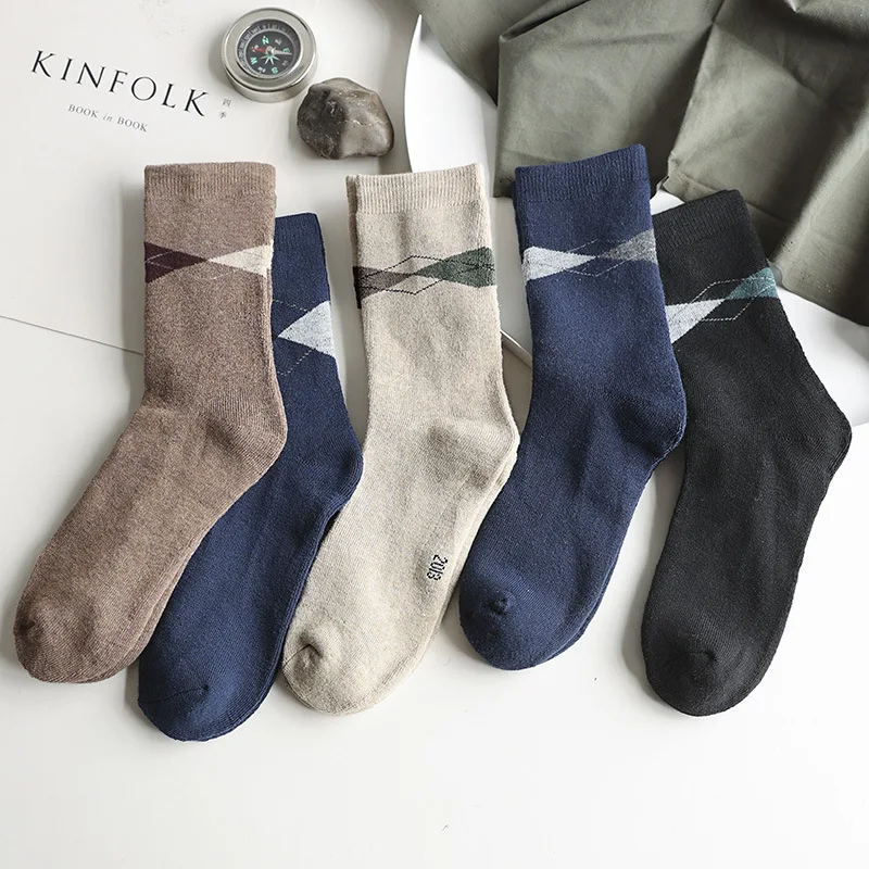 Winter Socks Men's Cotton Thickened Rabbit Velvet Socks Middle Tube Socks Antibacterial Sweat Absorption Odor Prevention