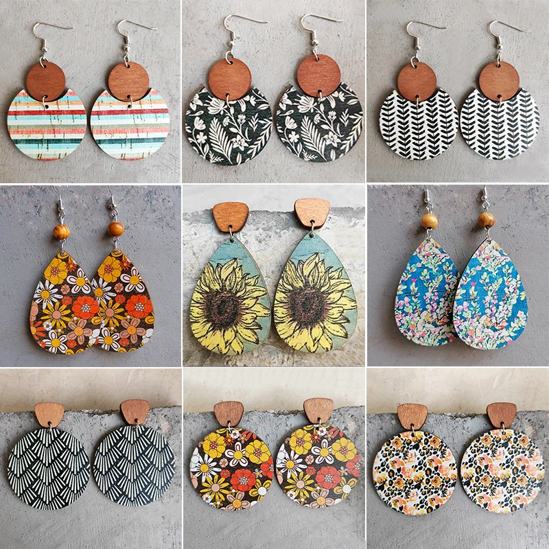 

Round Wooden Floral Earrings Bohemian Geometric Striped Leaf Print Dye Splicing Ethnic Earrings For Women Jewelry Vacation Gift