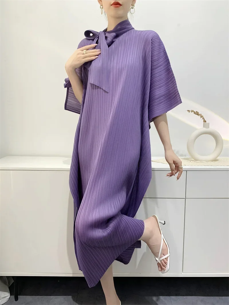 Женское плиссированное платье однотонное свободное с юбкой в складку для приема