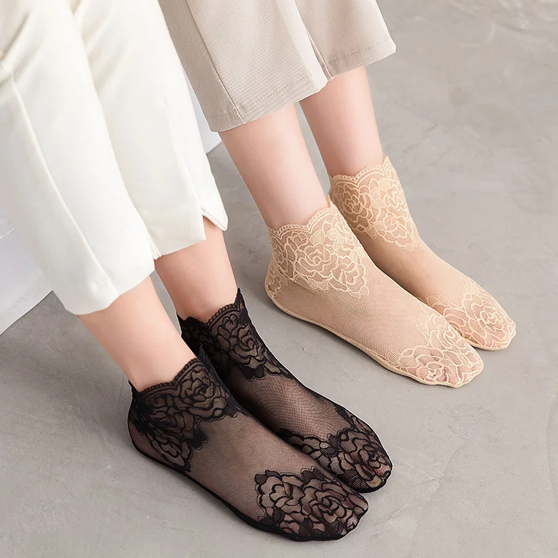 

1 Pair Women Flower Lace Mesh Invisible Socks Thin Ladies Elastic Lace Mesh Boat Sock Hollow Non-slip Shallow Anklet Socks