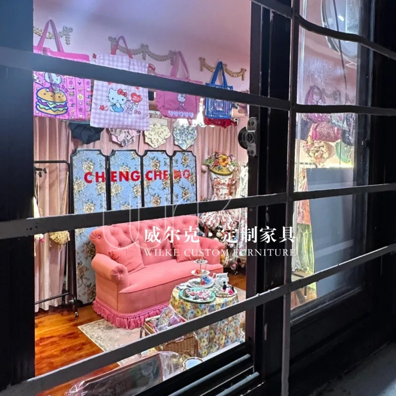 Розовый бархат во французском стиле в античном с кисточками для проживания семье