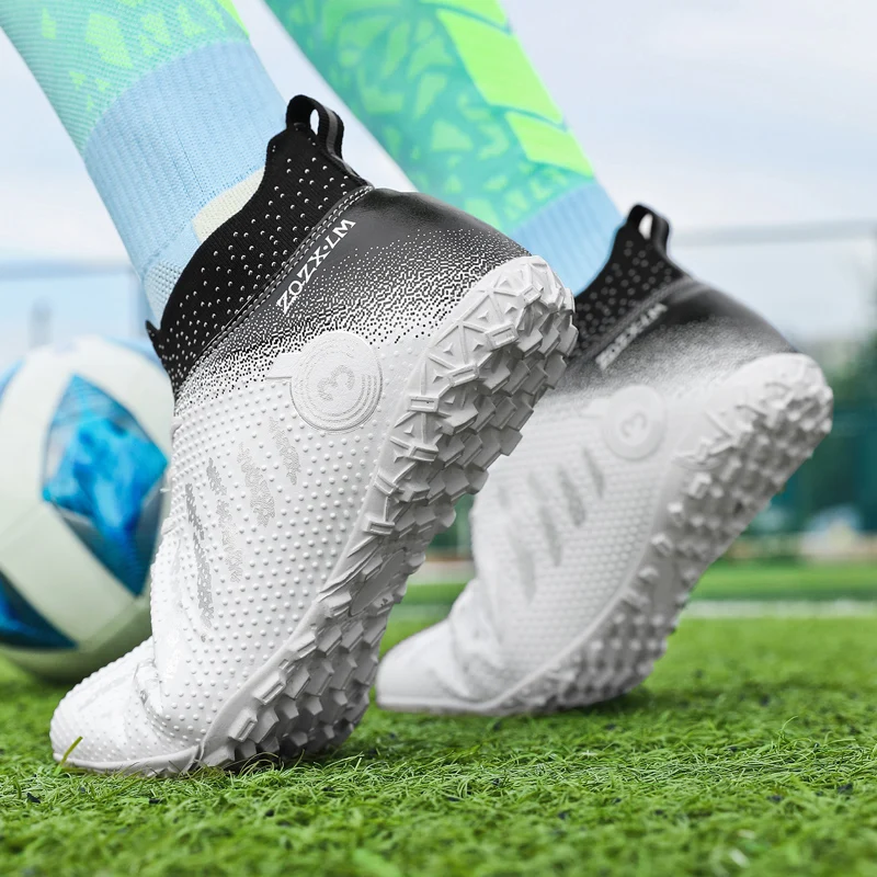 31-48Football Boots Non-Slip Professional Field Boot Soccer Shoes Children Artificial Grass Soccer Boot Futsal Cleats Sneakers