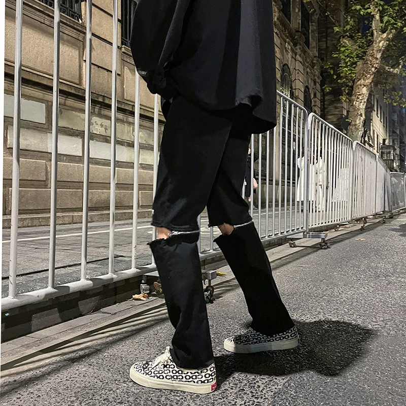 Korean Slim Fit Ripped Jeans Pants for Mens Summer Fashion Trends Gothic Streetwear Bottoms Teens Leg Patchwork Denim Trousers