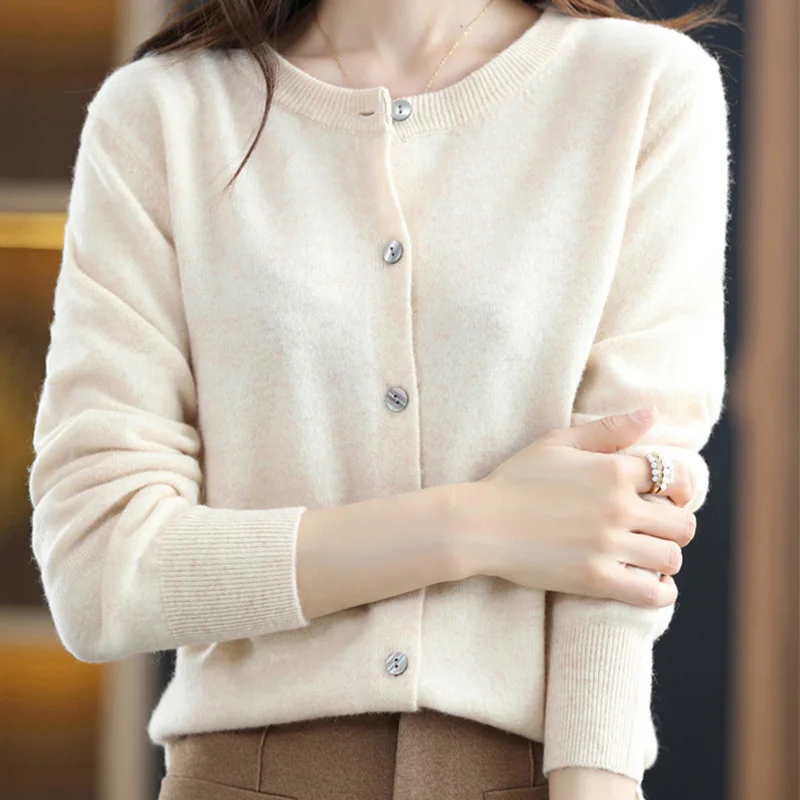 

Новинка 2023, вязаный кардиган с круглым вырезом, свитер для женщин, длинный рукав, однотонный, универсальный, мягкий, клейкий свитер, тонкое пальто