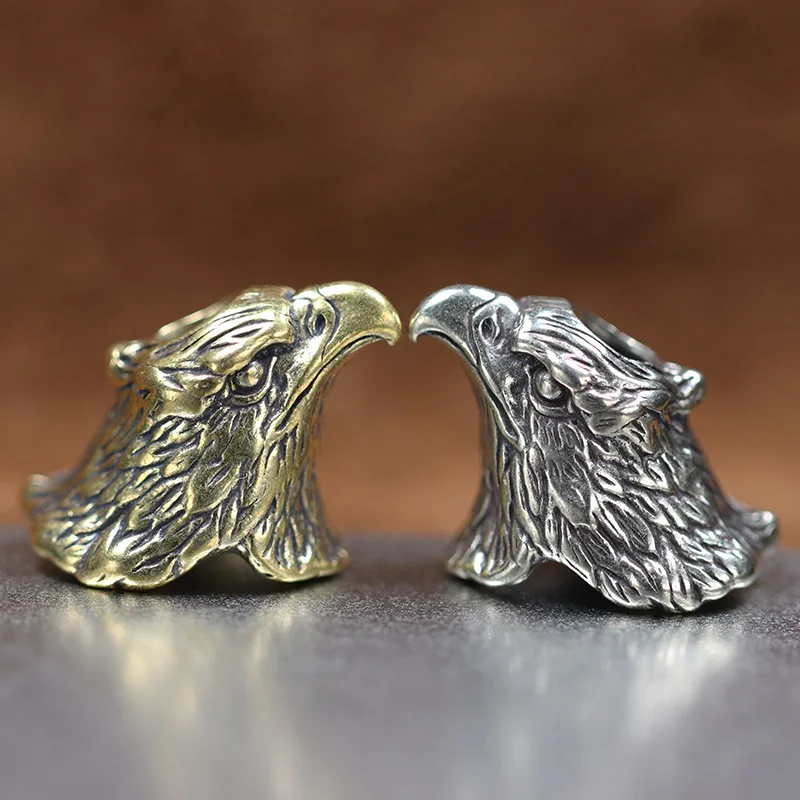 Брелок из латуни с головой орла