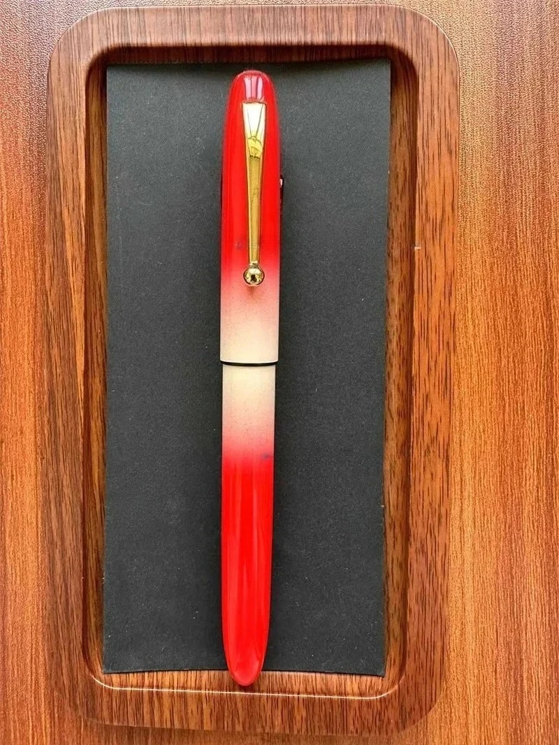 Фото Перьевая ручка Genius Urushi Lacquer Raden с перламутром и техникой маки-э, корпус из платины 3776, Pilot 912//74/742/743, Sailor 21K/14K №2
