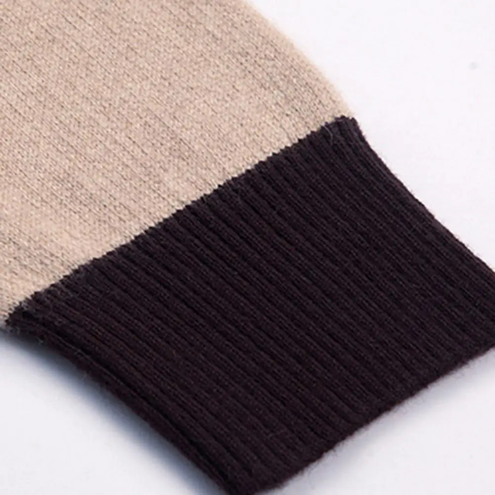 Мужской свитер с V-образным вырезом вязаный свободный на весну и осень