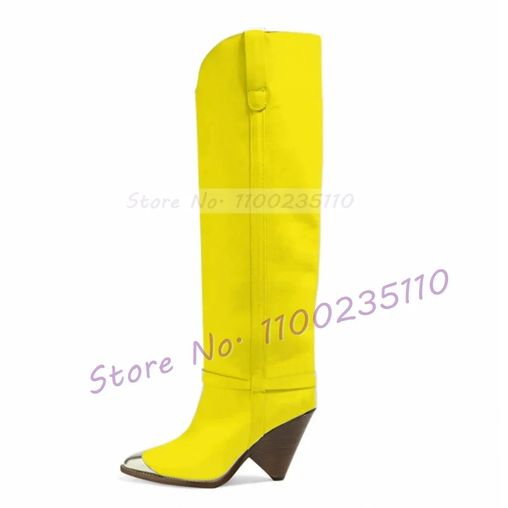 Светло-коричневые сапоги до колена с серебряным металлическим носком женская