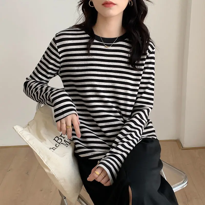 

Striped Women's Top Autumn Pulovers Winter Slim T-shirt Woman Aesthetic Y2k New In Cool Korean Fashion Cheap Art O Tees Clothing