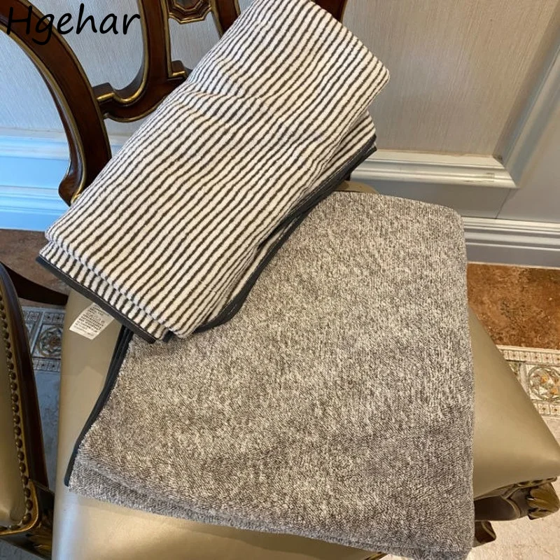 

Bath Towel Female Ins Striped Retro Bathrobe Washable Coral Velvet Soft Absorbent Towels Simple Couple Home Student Male Newly
