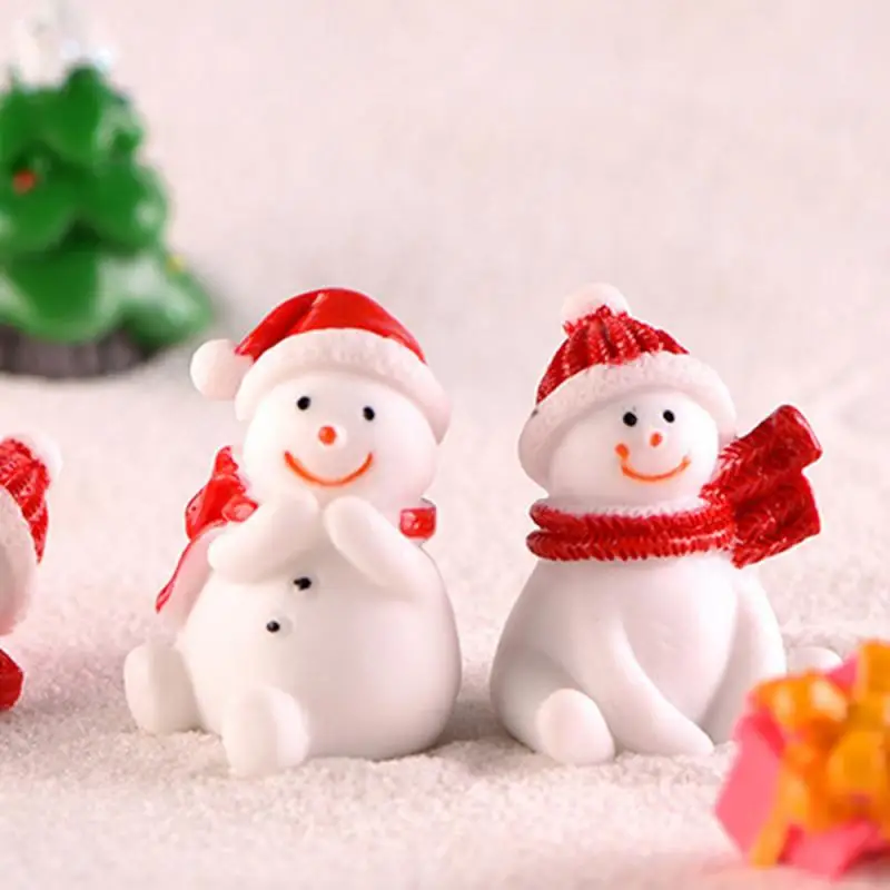 Mini Christmas Figurine Snowman Santa Claus Xmas Tree Deer Carriage Bell Home Bonsai Decor Micro Landscape Ornament Toy