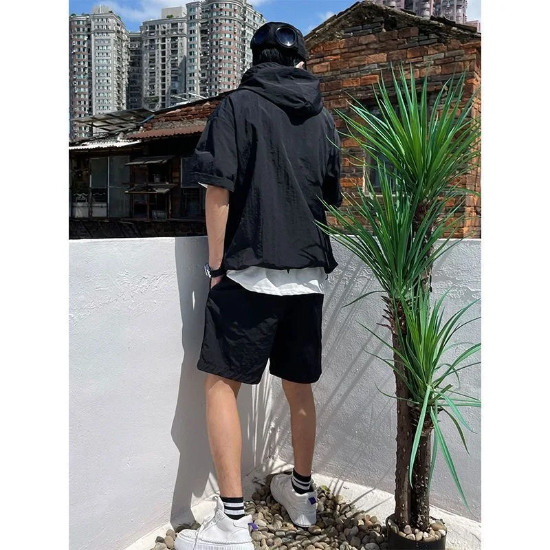 2023 Horse Golf Suit Men's Two Piece Summer Men's Golf Set Embroidered Golf T-shirt Golf Shorts Set Hooded Men's Golf Suit