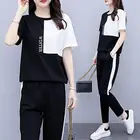 Спортивный костюм женский из двух предметов, пуловер с разноцветным принтом букв и длинные брюки, повседневный комплект, летняя одежда