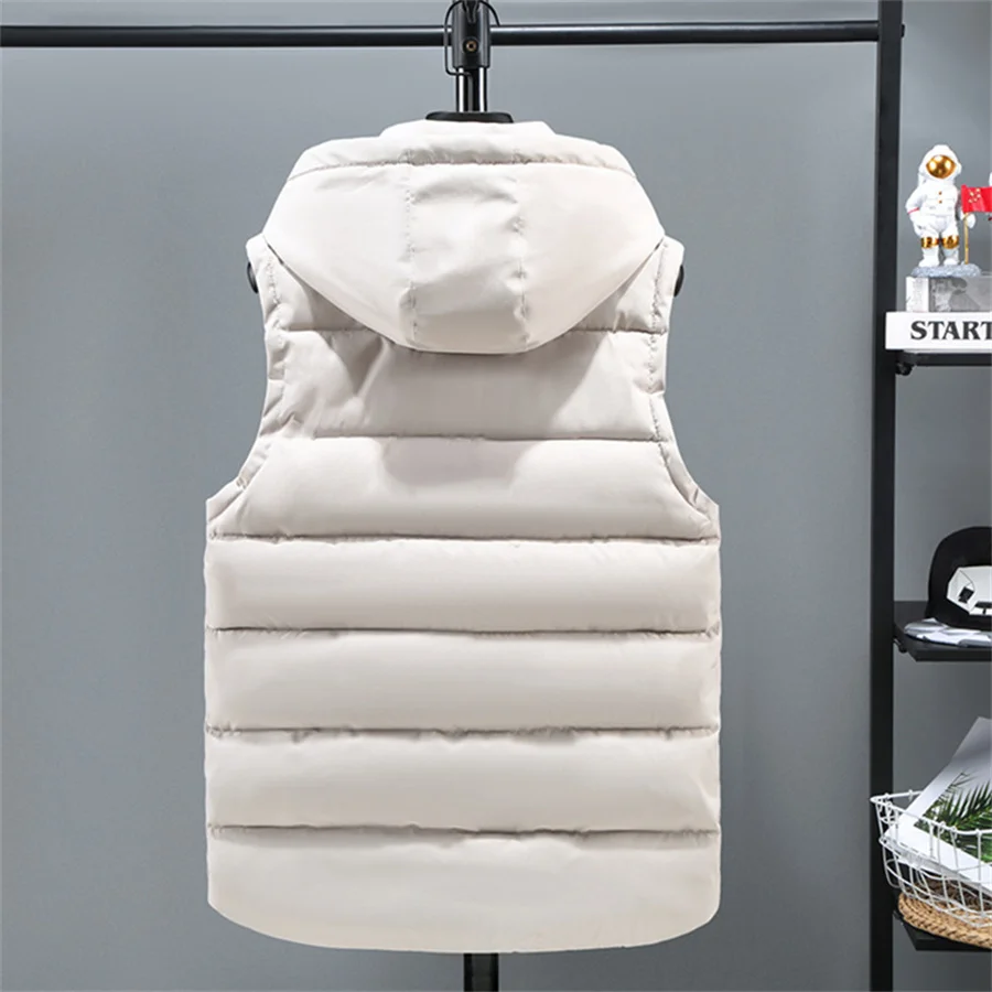 Жилет мужской с подкладкой на молнии капюшоном и воротником-стойкой