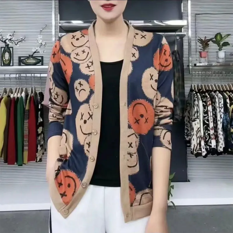 

Stylish Smiling Face Printed Sweaters Casual Loose Spring Autumn New Long Sleeve Women's V-Neck Single-breasted Knitted Cardigan
