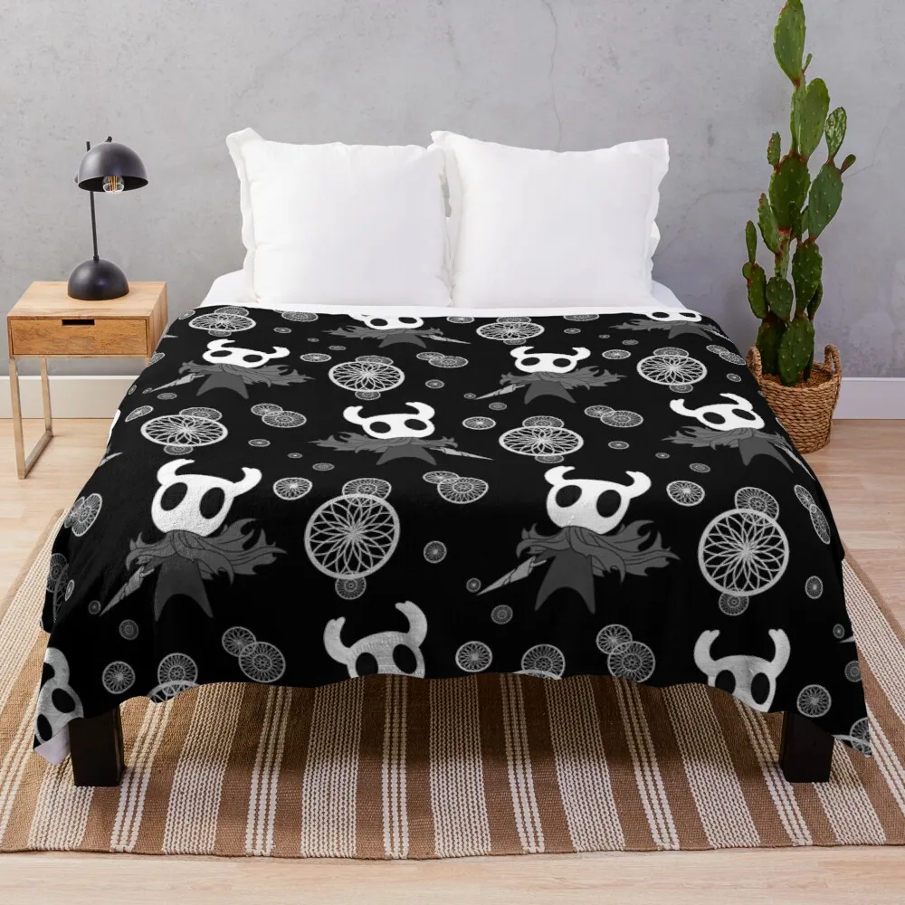 

Hollow Knight pattern Throw Blanket Large blanket Blanket for sofa Plush fabric Fleece blanket